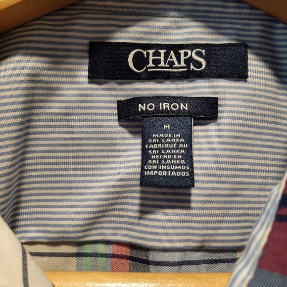 Ladies Chaps button down shirt - Picture 2 of 3